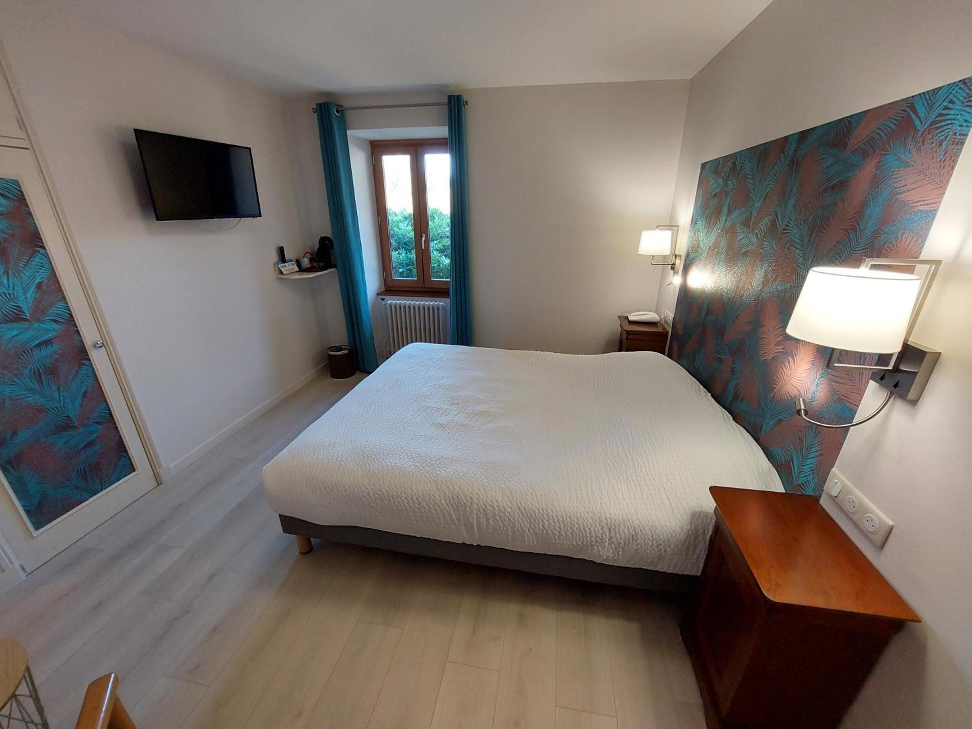 Logis Hotel Restaurant Du Pont Ambialet Zewnętrze zdjęcie