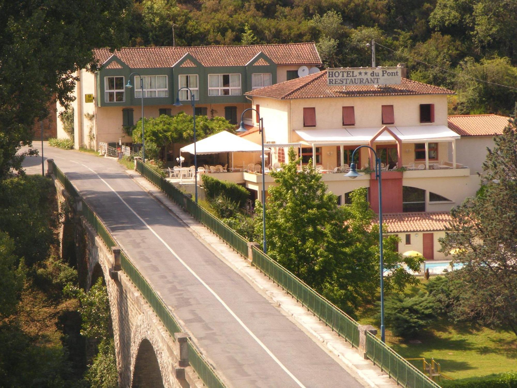 Logis Hotel Restaurant Du Pont Ambialet Zewnętrze zdjęcie